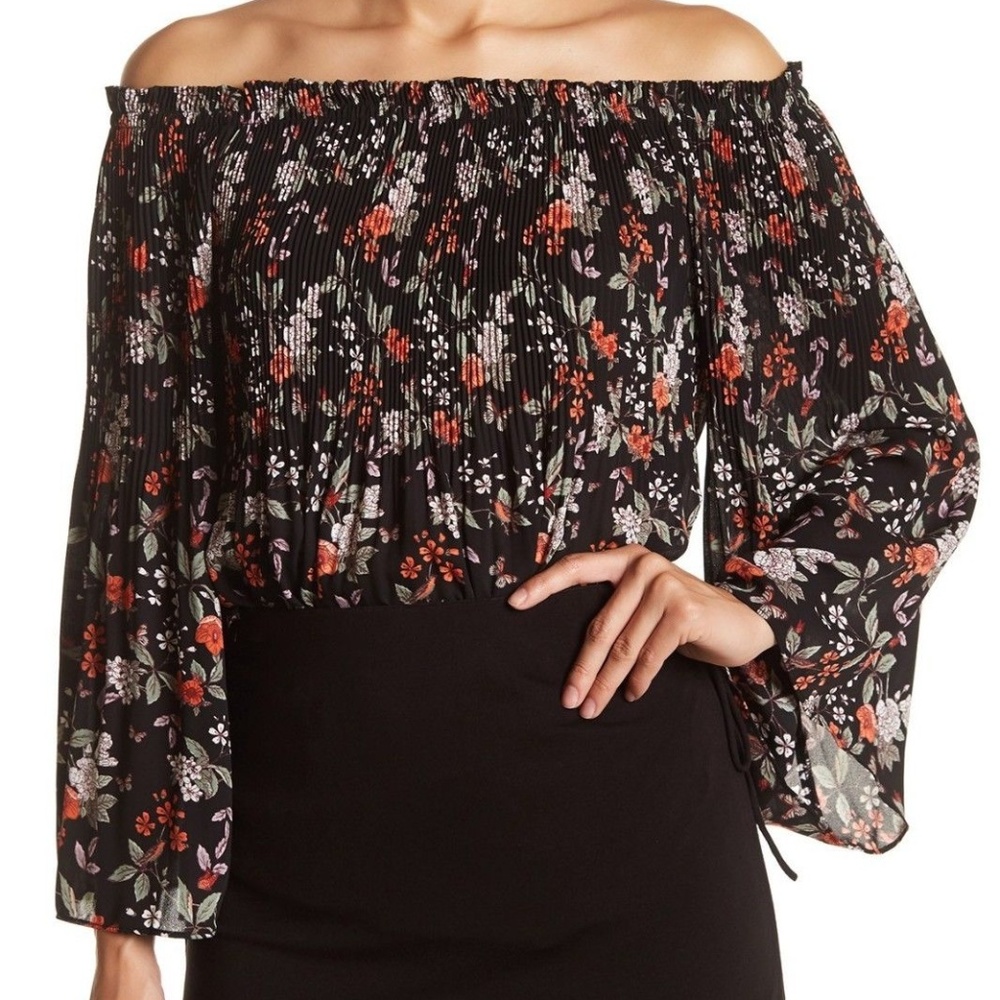 Max Studio Floral Off Shoulder Pleated Blouse Size L Flare Sleeve Black NWT